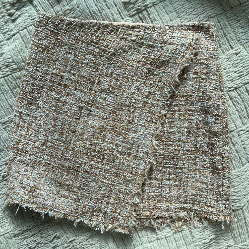 Forever21 pink gold textured skirt